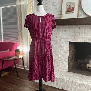 Old Navy Flutter Sleeve Maroon and Pink Dress Large